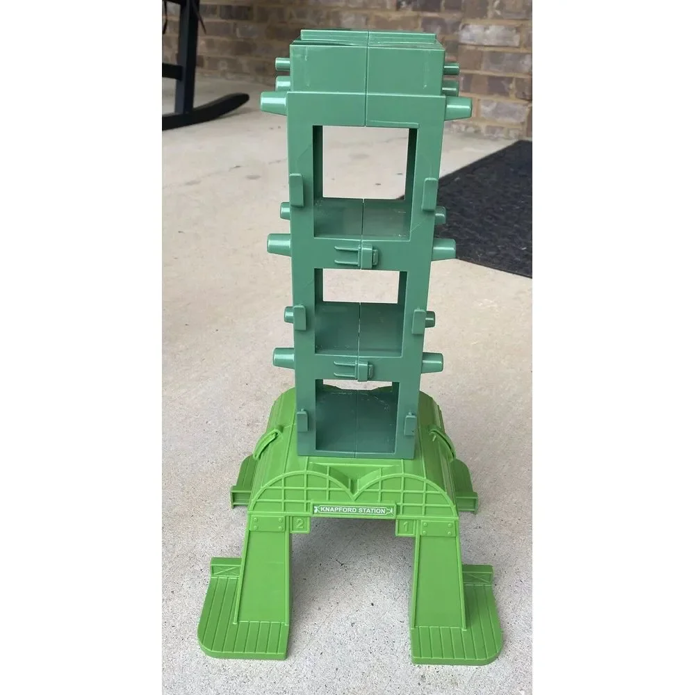 Thomas & Friends Super‎ Station Replacement Parts: Tower Base - Sodor Steamworks
